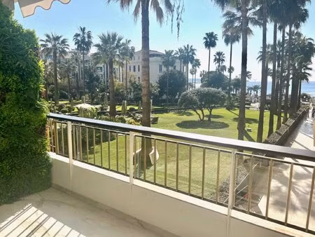 grand hôtel 3 pièces vue mer