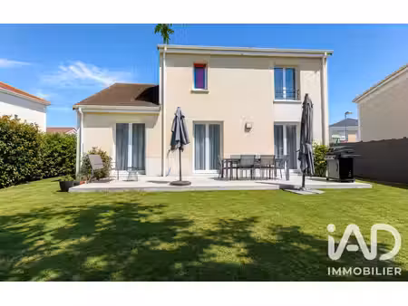 maison à bruyères-sur-oise (95820)