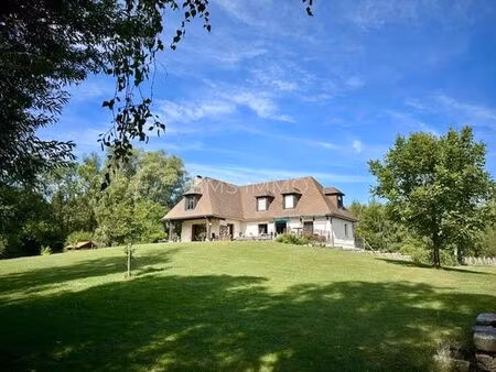 prestigieuse maison en vente roost-warendin  france