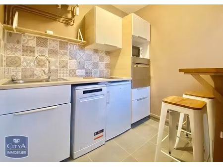 appartement à louer 1 pièce 23.74 m² - lyon 3e arrondissement (69003) - 646€