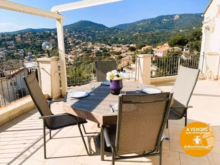 villa 7 pièces avec piscine au lavandou
