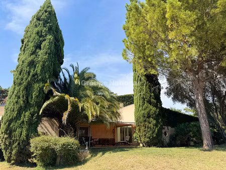 vente maison 10 pièces 240 m² tarascon (13150)
