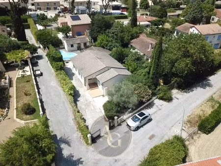 maison t4 avec piscine et dépendance à villeneuve la comptal