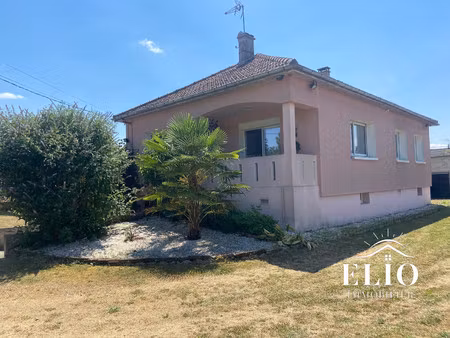 maison individuelle avec jolie terrain