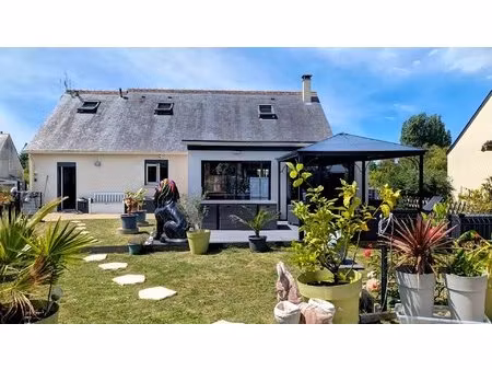 maison de 135 m² – véranda  pergola  double garage et terrain de 2 568 m² !