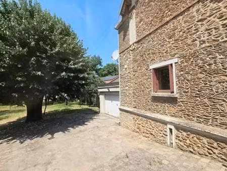 à vendre – ensemble immobilier de deux maisons indépendantes : prix : 290 000 €