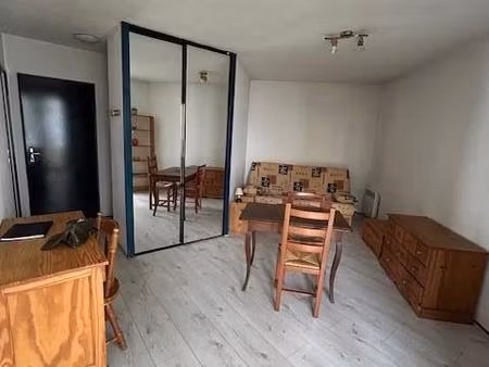 location appartement 1 pièce 27m² pessac 33600