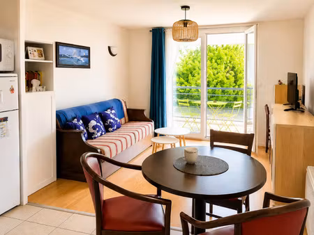 location appartement 2 pièces 32m² idron 64320