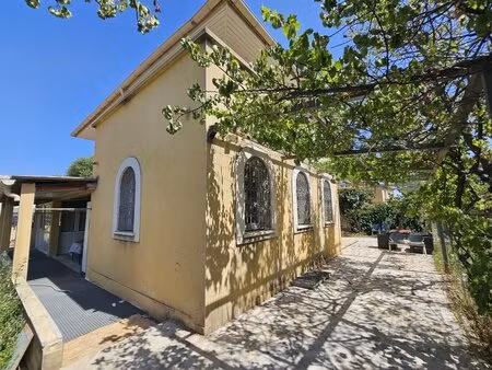 villa de caractère de 228 m² avec t2 indépendant