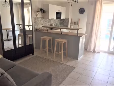 location appartement 1 pièce 27 m² à nice (06000)