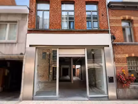 veelzijdig handelspand op toplocatie te koop