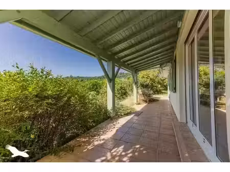 vente maison 5 pièces 95 m² à lacommande (64360)  210 400 €