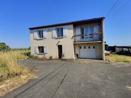 à muron  maison avec terrasse à acheter avec gm immobilier