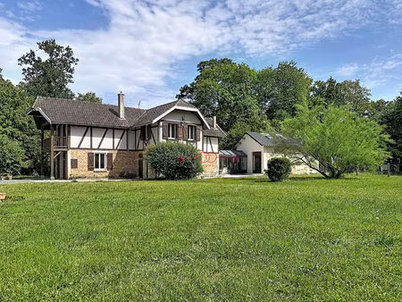 achat maison 8 pièces 165m²