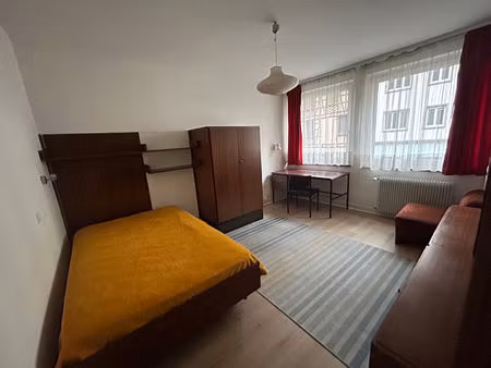 location appartement 1 pièce 27m²