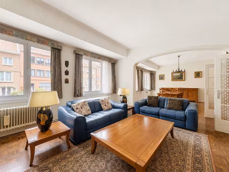 appartement à vendre avec terrasse et 2 chambres   laeken (vbe41620)