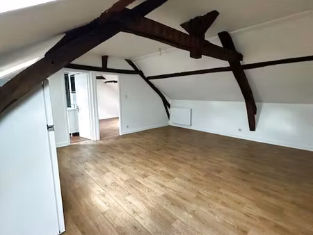 location appartement 2 pièces 27m² combronde 63460