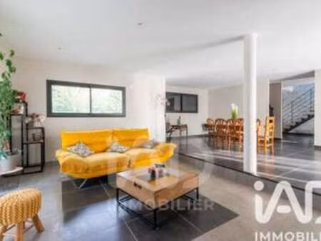 vente maison à vexin-sur-epte (27630) : à vendre / 195m² vexin-sur-epte