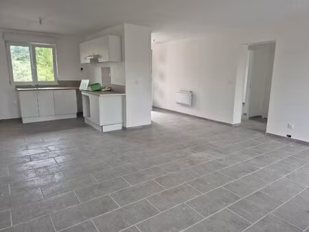 location appartement 3 pièces 73m² feignies 59750