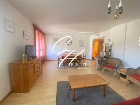 location appartement 4 pièces 68 m² à grenoble (38000)