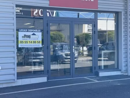 location commerce le vigen 87110 150m²