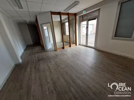vente local d’activités nantes 44000 394m²