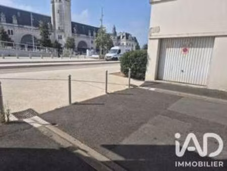vente garage et parking à la rochelle (17000) : à vendre / 15m² la rochelle