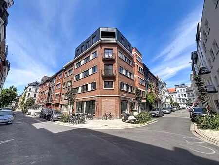 appartement te huur in antwerpen met 2 slaapkamers