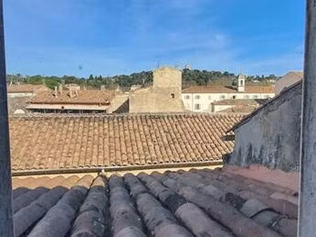 nîmes (30)