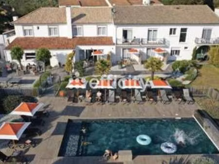 vente bureaux et commerces à dolus-d'oléron (17550) : à vendre / 1140m² dolus-d'oléron