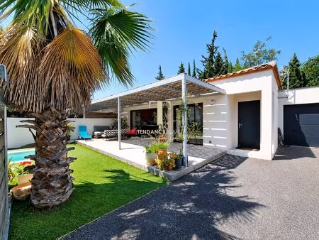 secteur polyclinique - maison de plain pied de 128m² acec pisci