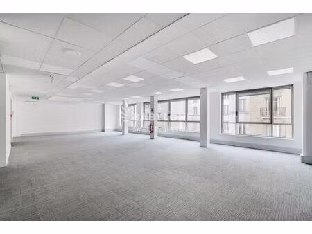 location bureaux 262 m² à 524 m²