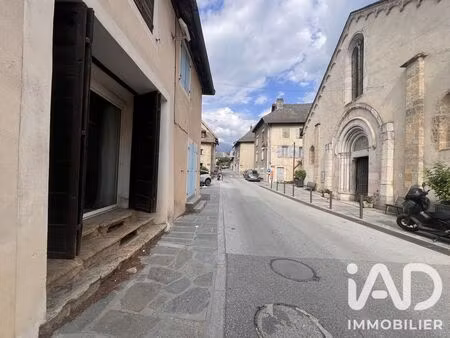 maison de village à crots (05200)