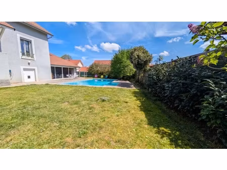 vente maison 7 pièces 200 m² à montferrat (38620)  380 000 €