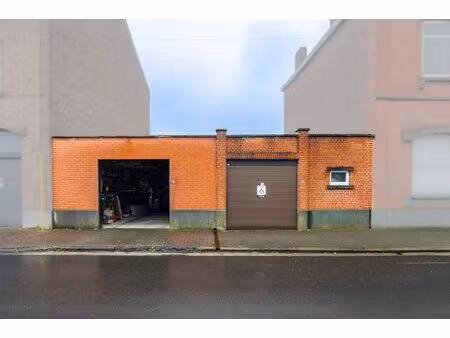 surface industrielle à vendre à wanfercée-baulet (vbe41470)
