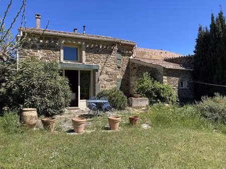 vue imprenable depuis cette charmante maison de village
