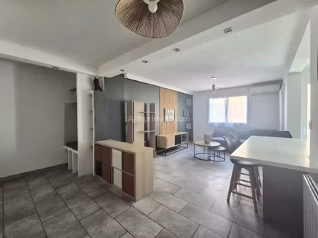location appartement 3 pièces 55 m2 à draguignan