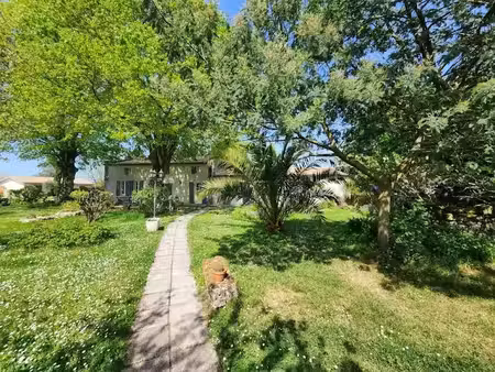 vente maison 5 pièces 225 m² à bégadan (33340)  347 800 €
