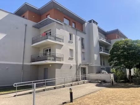 location appartement 3 pièces 65m²
