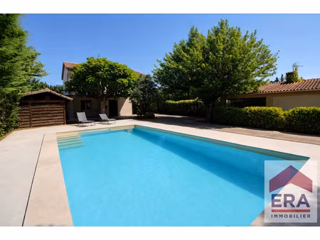 maison 5 pièces 208 m² à vendre / acheter uchaux 84100 ? | era immobilier
