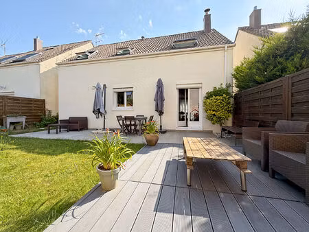 vente maison 6 pièces  100.00m²  vauréal