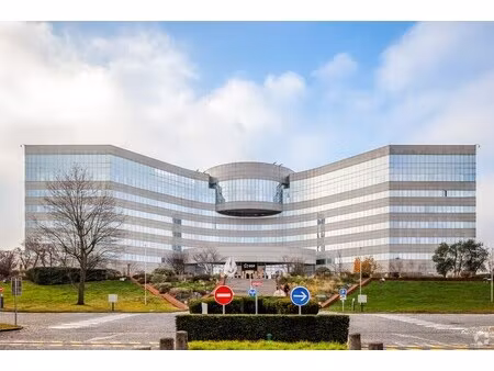 location bureaux 515 m² à 5 395 m²
