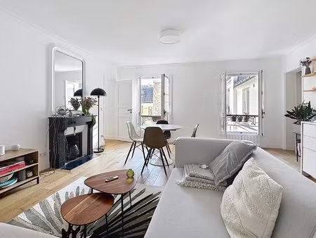 paris 18 limite 9 - bel appartement 2 pièces - 5è étage ascenseur