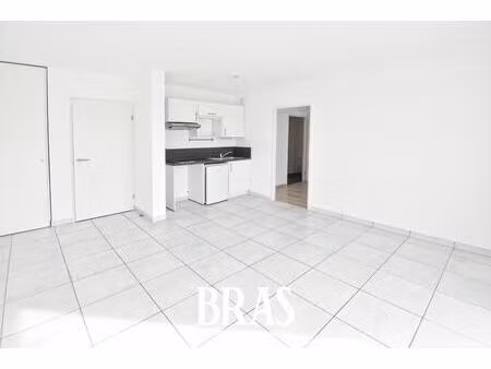 location appartement 2 pièces 40m² st sebastien sur loire 44230