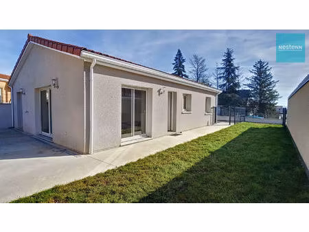 maison meublée - plain pied - 42600 montbrison -4 pièce(s) - 88.12 m²