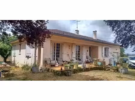 maison traditionnelle be de 115m2 habitable de plain pied sur 1476 m2