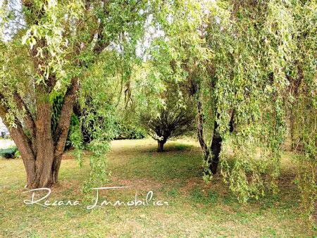 terrain de 1 497 m² avec berge privative en bord de seine