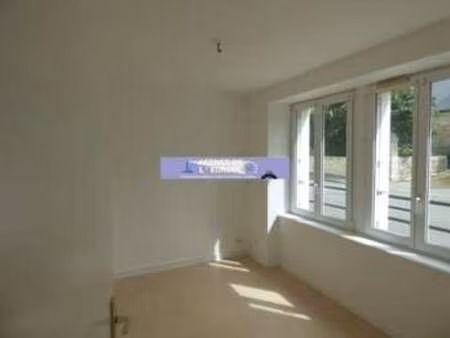 location appartement 3 pièces à plouguerneau (29880) : à louer 3 pièces / 46m² plouguernea