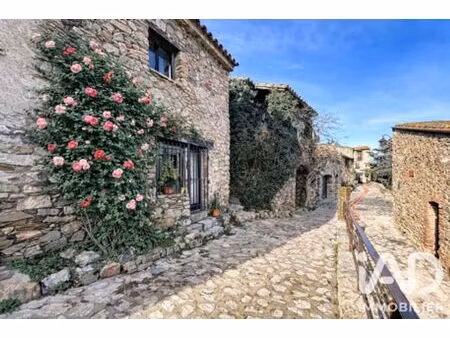 maison de village à castelnou (66300)