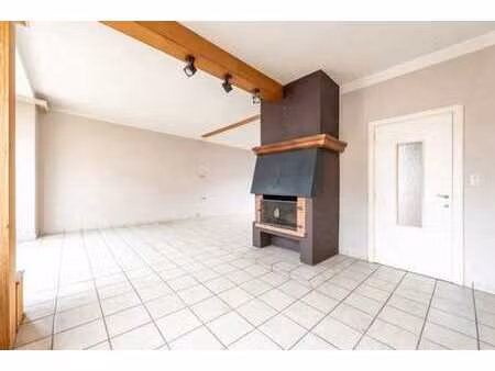duplex familial avec balcon à virton